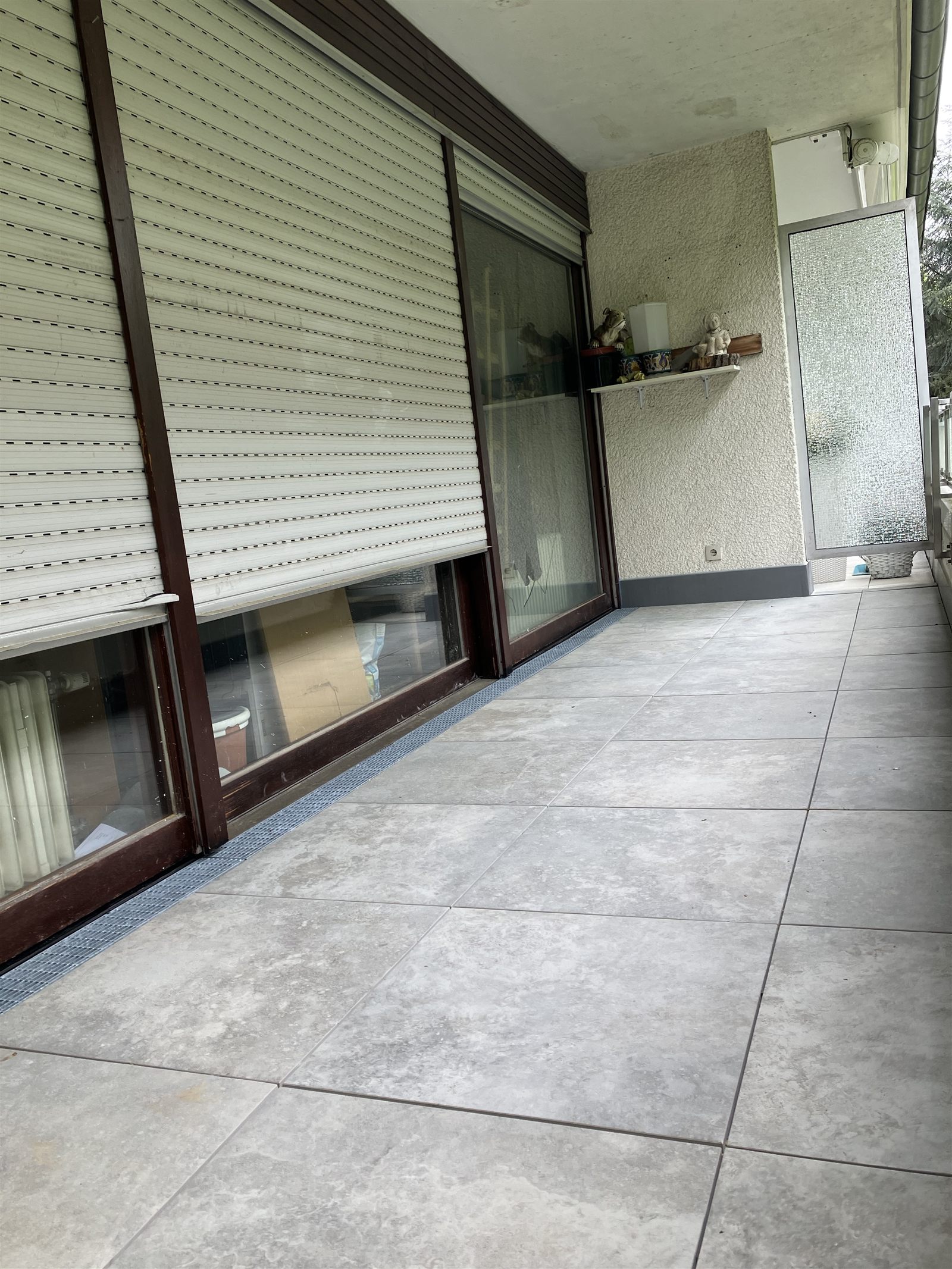Balkon mit Steinbelag – Schaaf & Dornhöfer Aachen