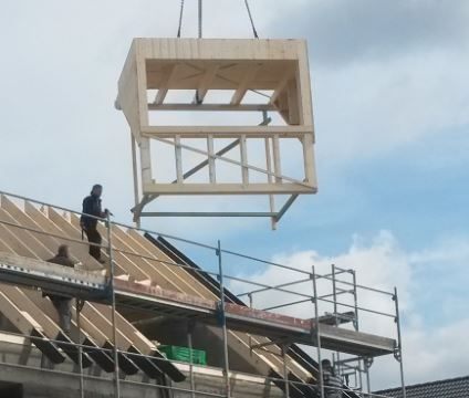 Gaubenelement in Holzbauweise am Kran – Schaaf & Dornhöfer Aachen