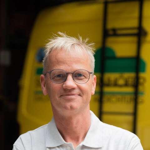 Friedrich Dornhöfer, Dachdeckermeister