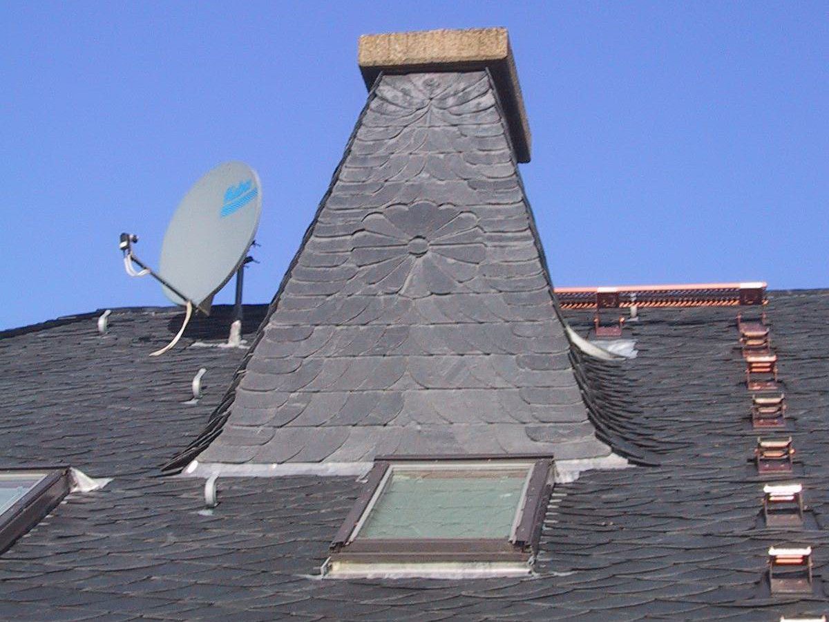 Eingeschieferter Kamin – Schaaf & Dornhöfer Aachen